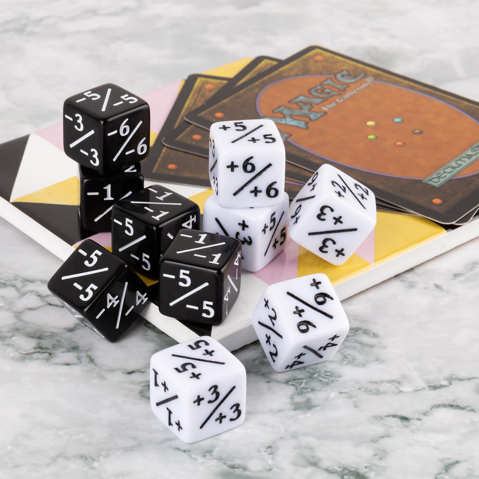 Amazon.co.jp: MTGカウンターダイス48個セット + ライフトークン1個 6